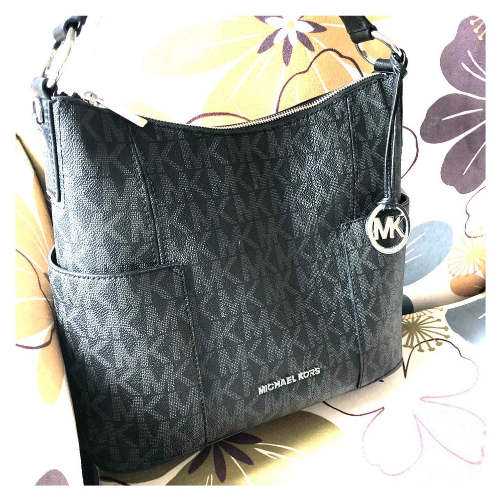 Authentic Michael Kors Signature Shoulder Bag